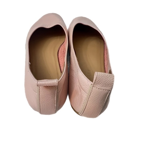 Everlane Italian Leather Day
Glove Flats - Picture 3 of 7